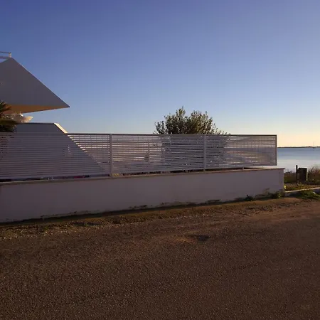 Afrodite פורטו צ'זראו